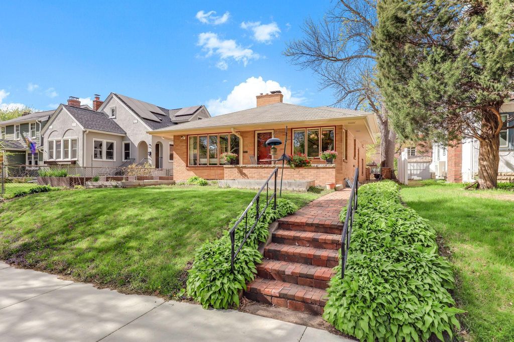 Photo of 1907 Jefferson Avenue, Saint Paul, MN 55105 (MLS # 7056013)