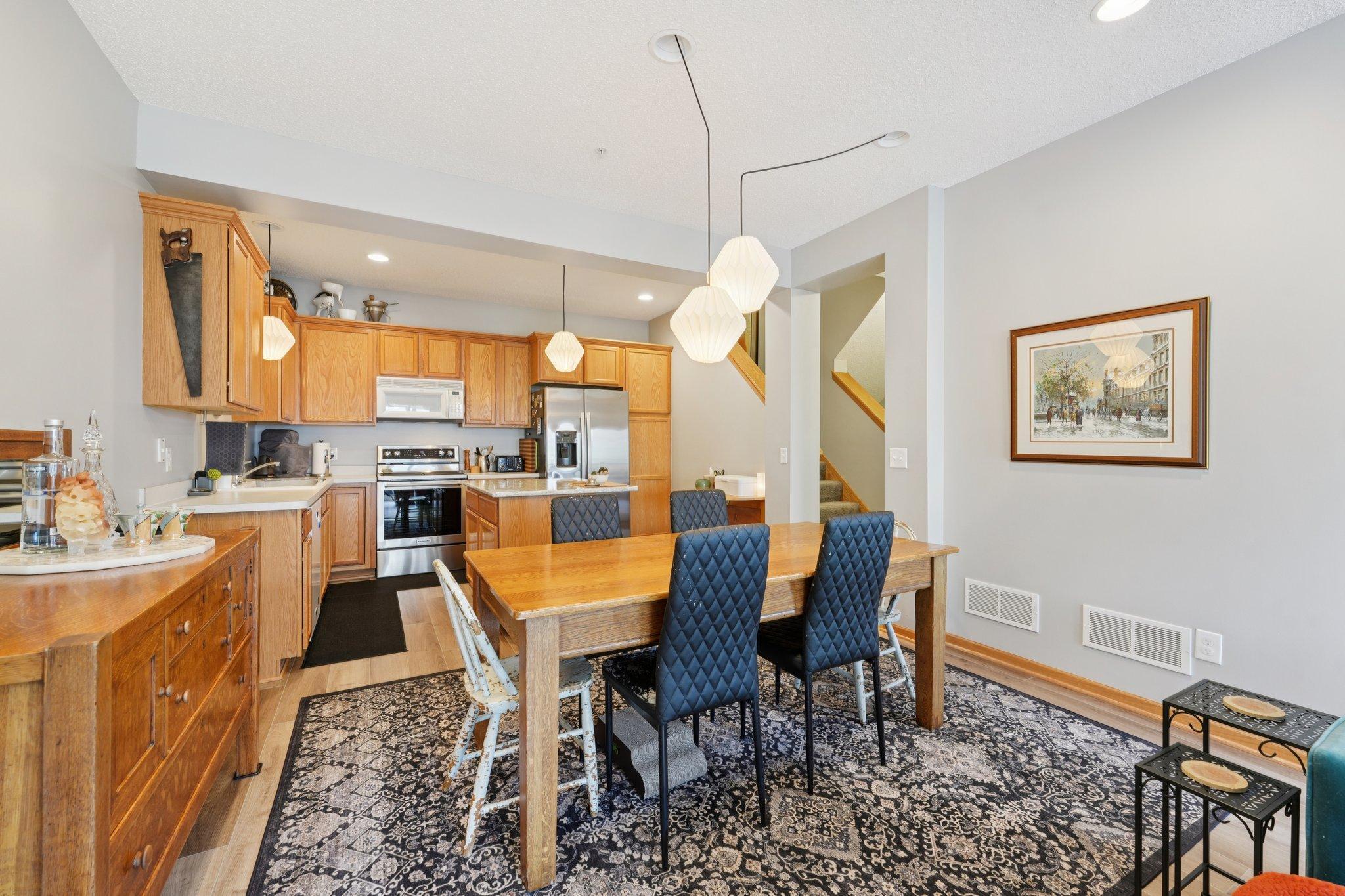 4332 Victor Path 6