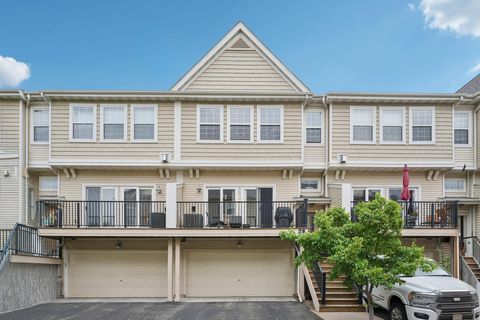 4332 Victor Path 6 Hugo MN 55038