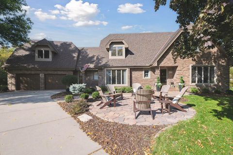 815 Alvarado Lane N Plymouth MN 55447