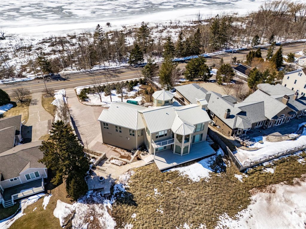 Photo of 4202 Minnesota Avenue, Duluth, MN 55802 (MLS # 7044195)