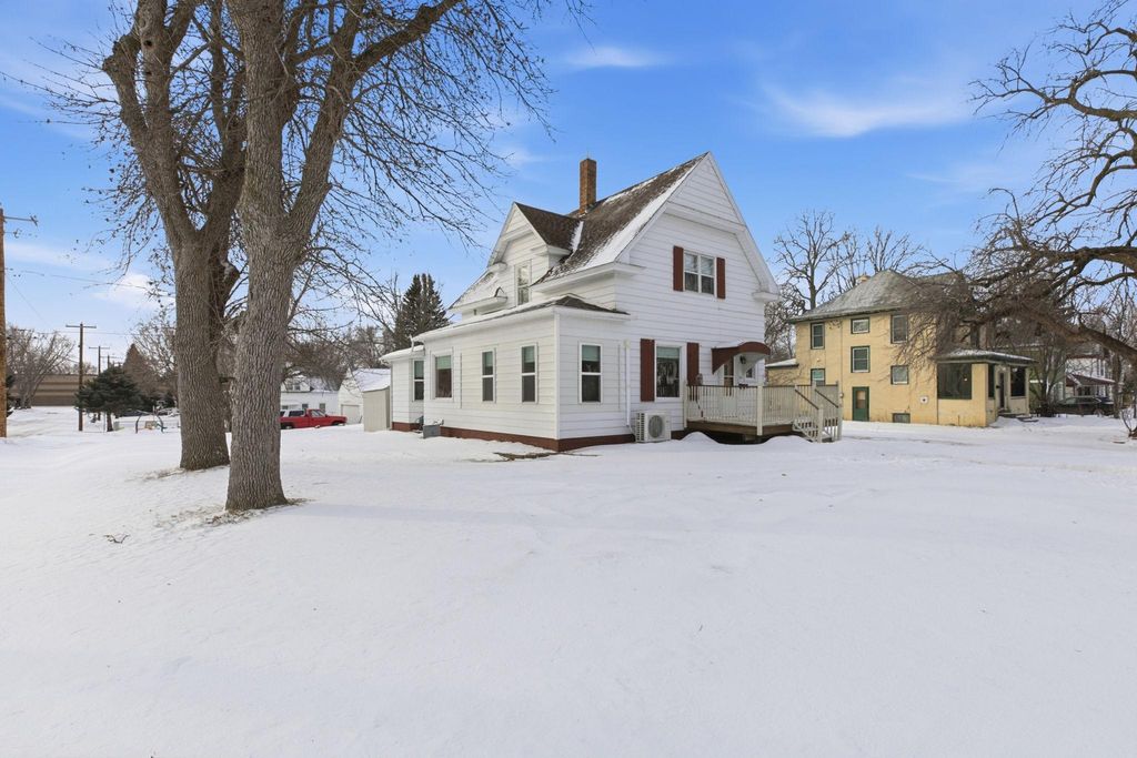 Photo of 326 2nd Avenue SE, Glenwood, MN 56334 (MLS # 7011530)