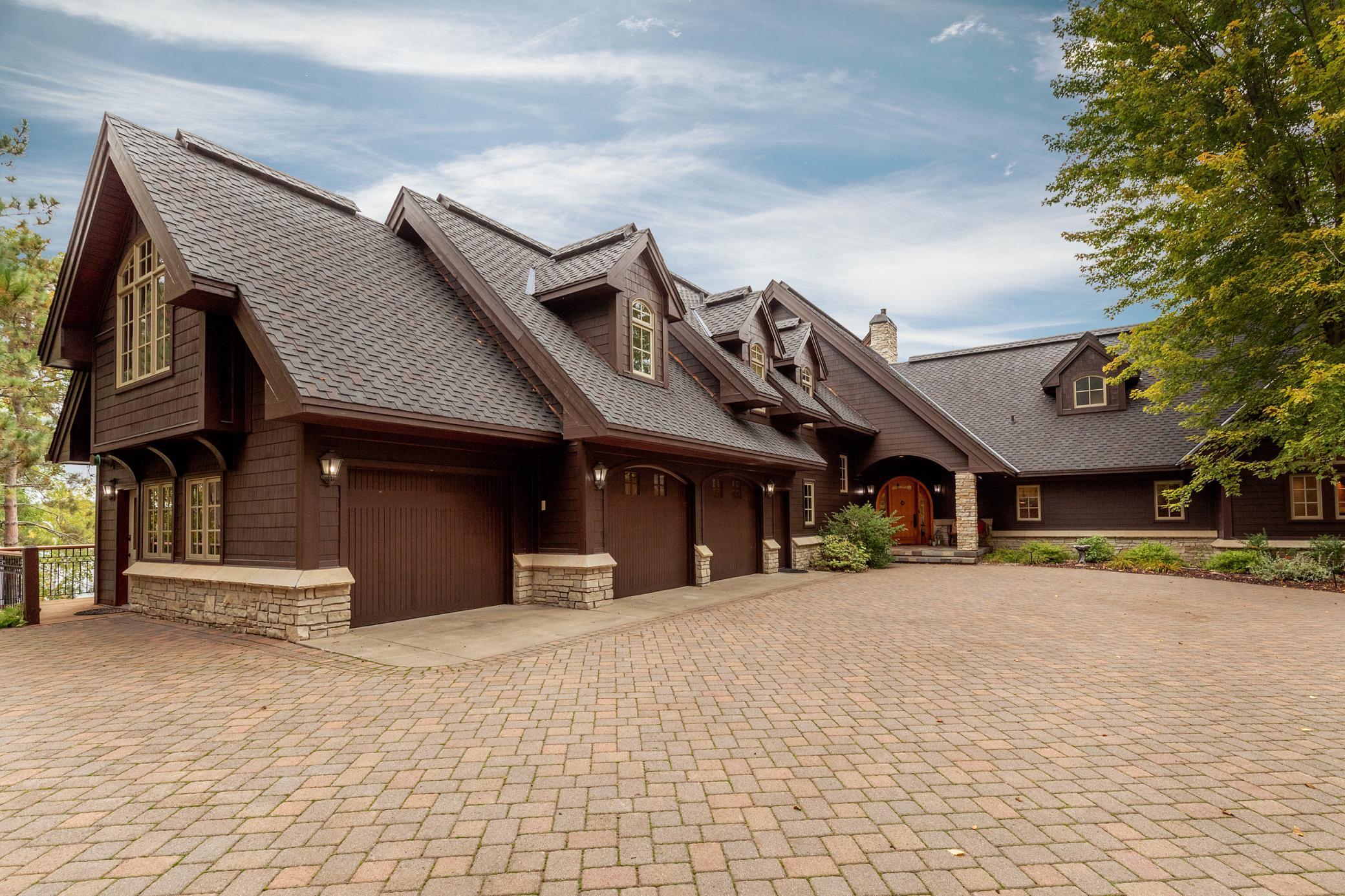 32485 Timberlane Point