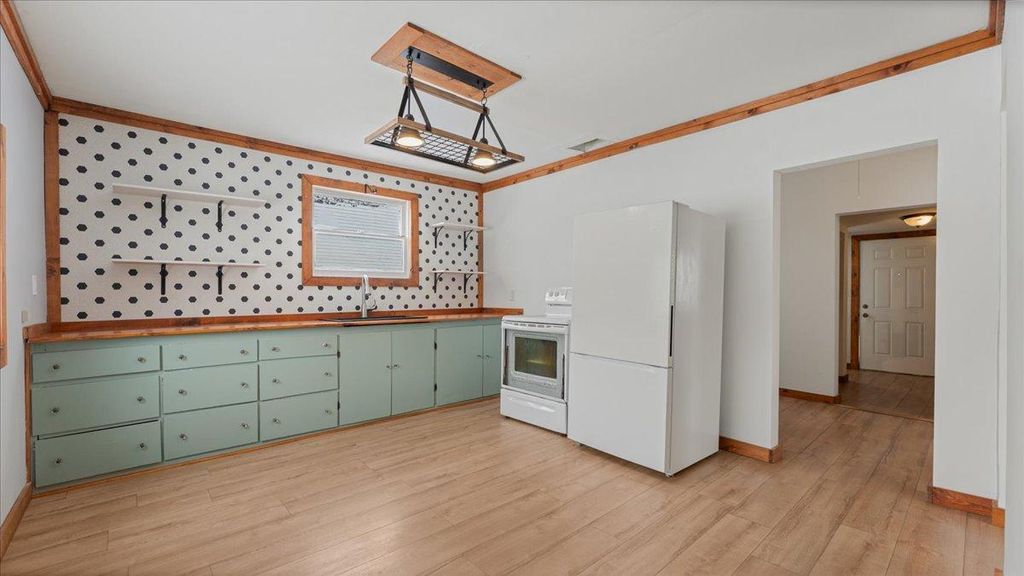 Photo of 604 Atlantic Avenue N, Herman, MN 56248 (MLS # 6825654)