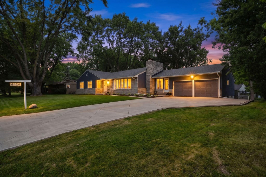 Photo of 4424 W 70th St ST, Edina, MN 55435 (MLS # 7164075)