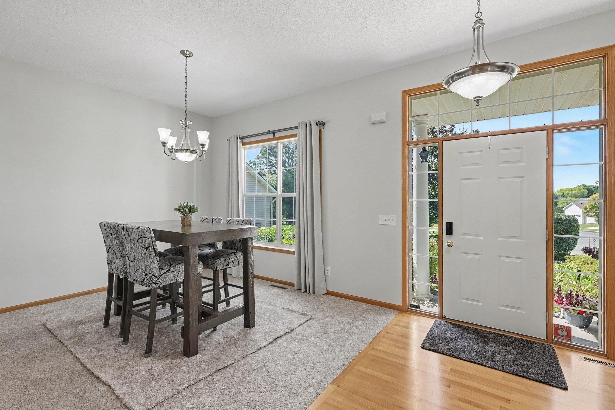 14901 Hillside Trail