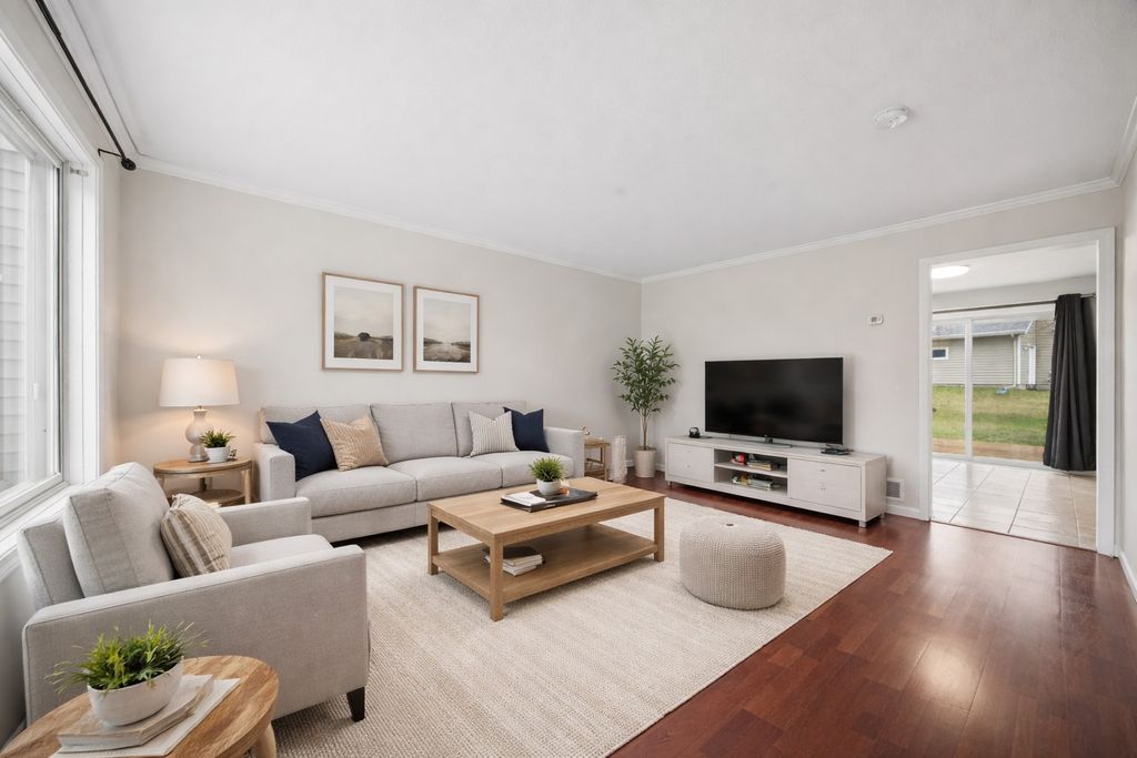 Photo of 12 Piccadilly Place, Mankato, MN 56001 (MLS # 7055437)