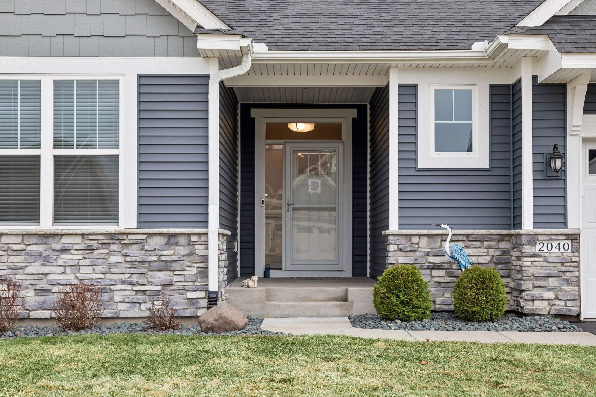2040 Diamond Lane