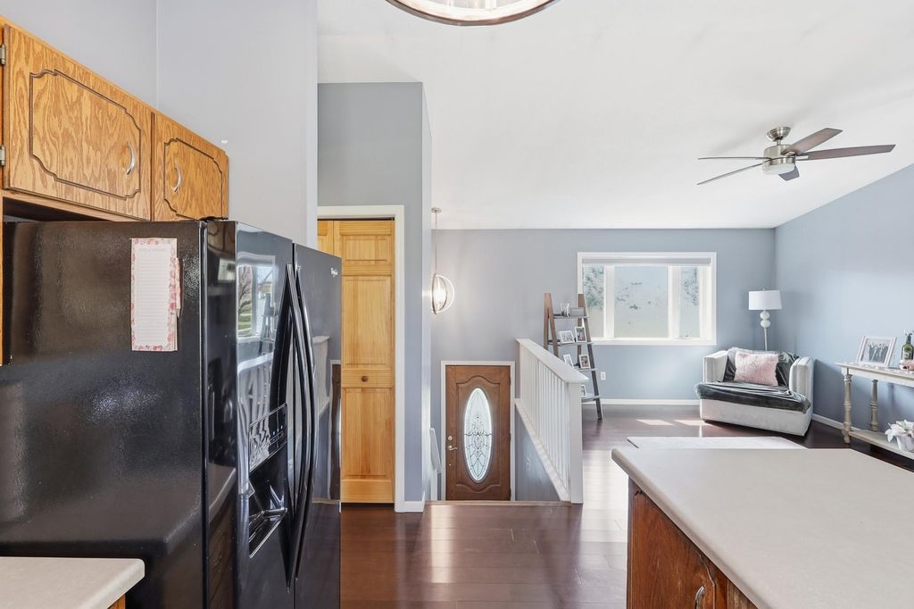 Photo of 1917 Heritage Drive, Shakopee, MN 55379 (MLS # 7048865)