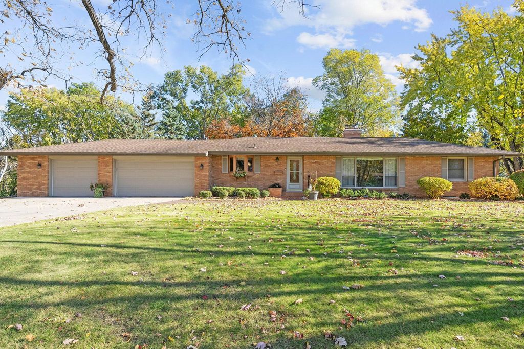 Photo of 10035 Mound Spring Terrace, Bloomington, MN 55420 (MLS # 7003590)