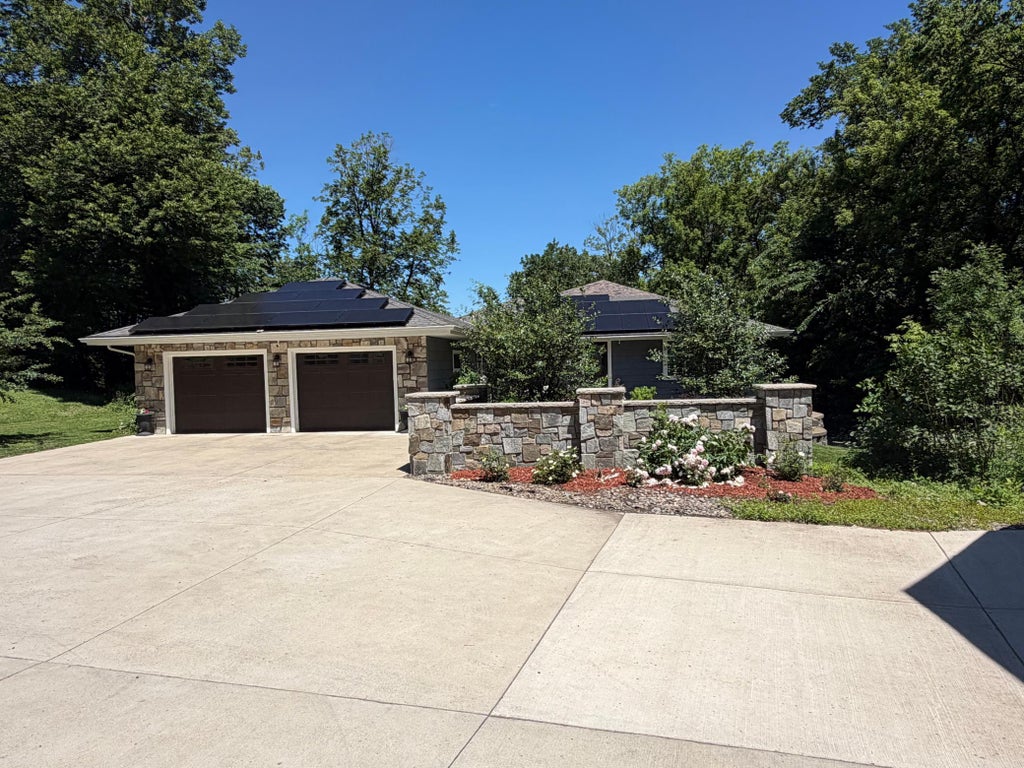 Photo of 6821 Long Lake Road, Willmar, MN 56201 (MLS # 7096062)