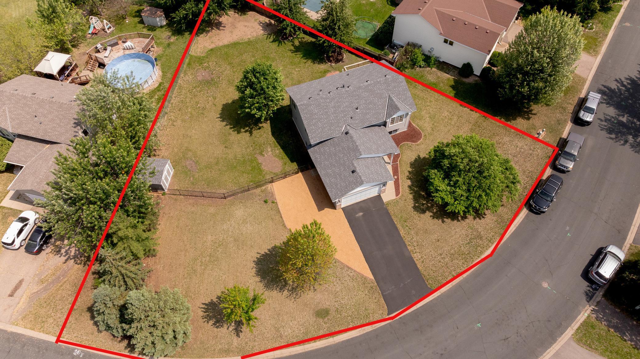 217 Hickory Lane E