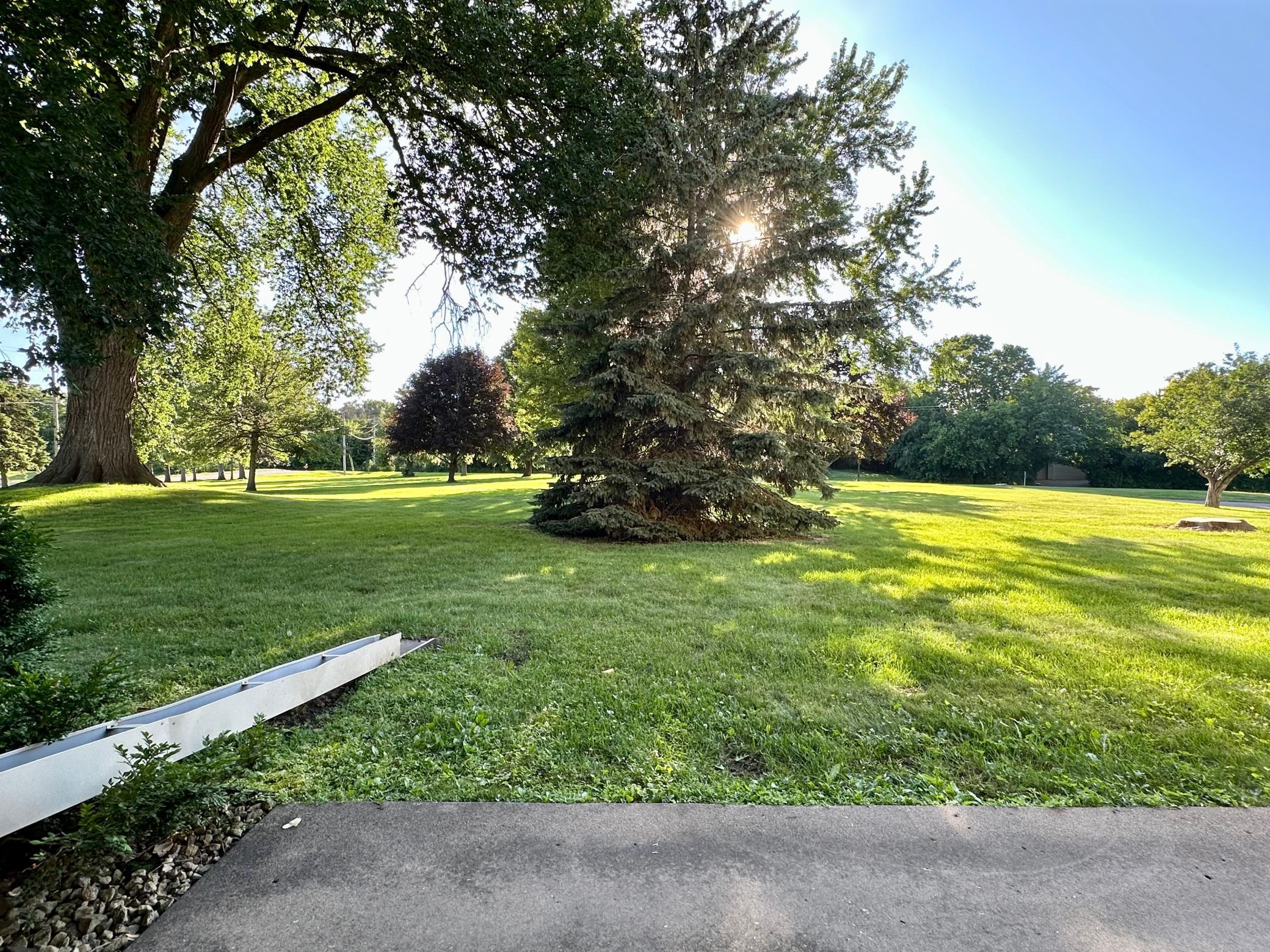 3153 Old Highway 8 103