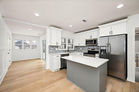 1756 Saunders Avenue Saint Paul MN 55116