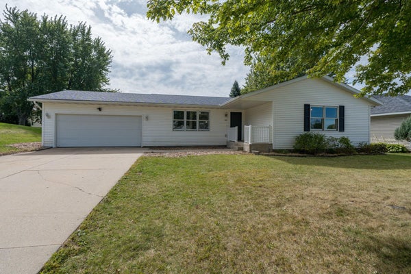 107 MEADOW LN, JANESVILLE, MN 56048 - Image d39b8c9d9970de5297f84a7d9c47dfd6/2338565225