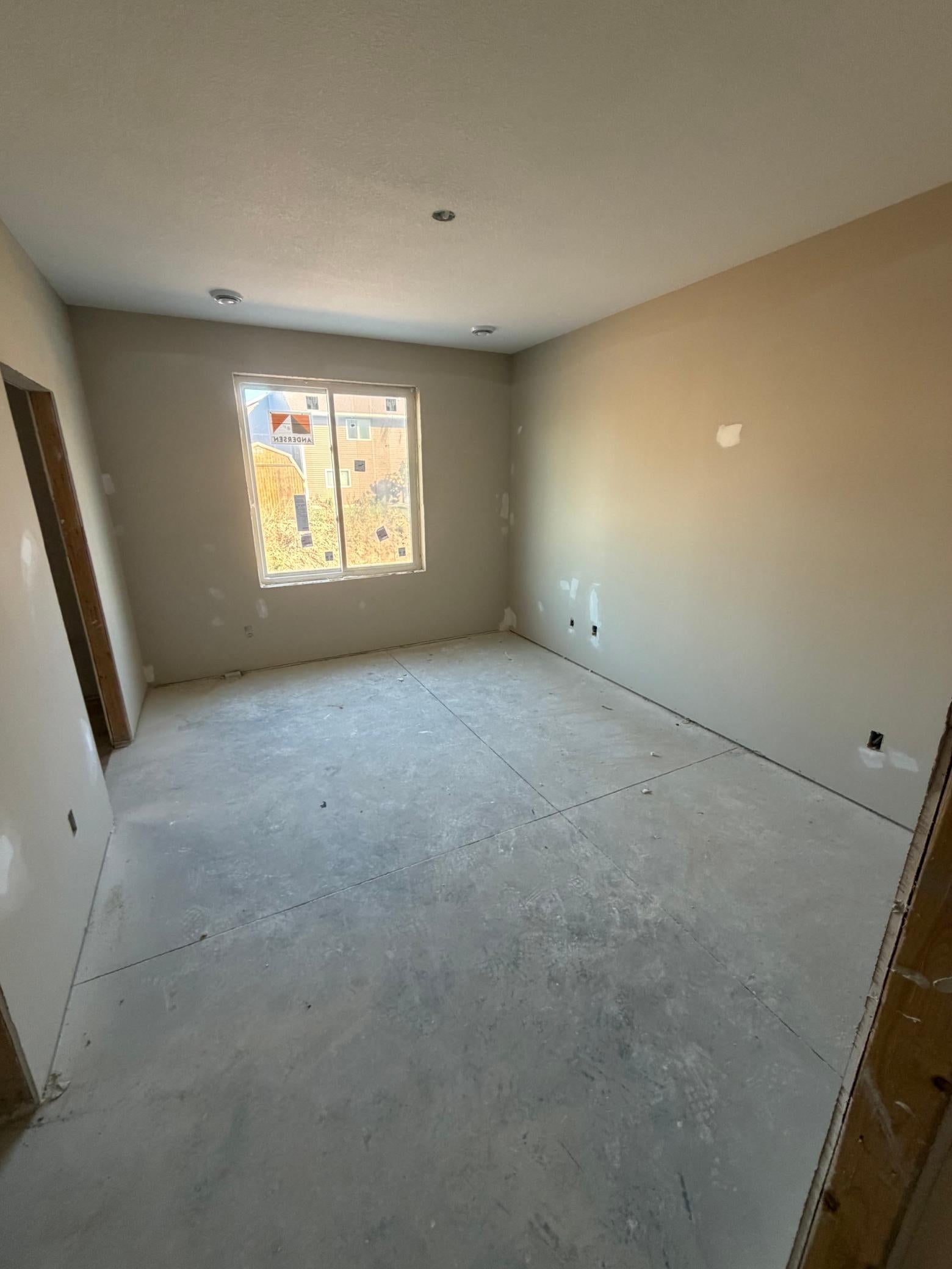 1615 Squirrel Way