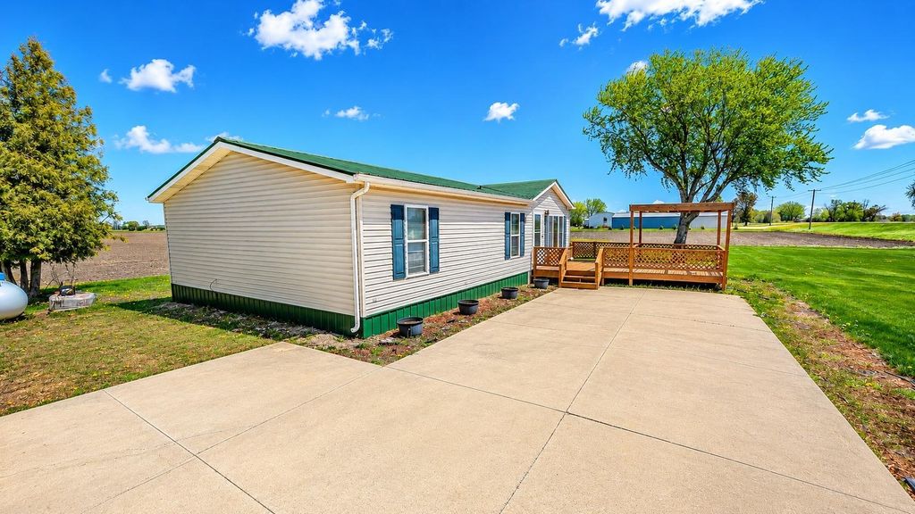 Photo of 82090 State Highway 251, Hollandale, MN 56045 (MLS # 7079140)