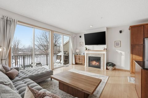 4605 Victor Path 1 Hugo MN 55038