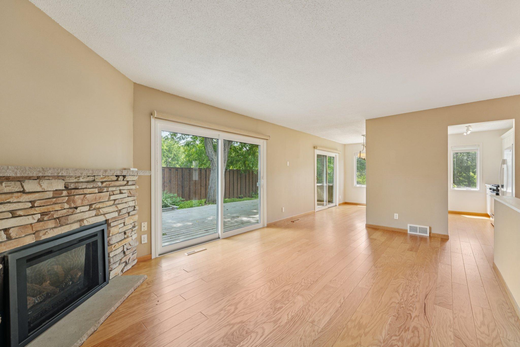 1315 Douglas Drive N