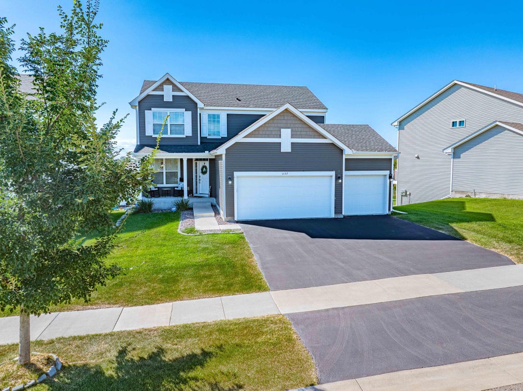 Photo of 1457 Nutmeg Circle, Carver, MN 55315 (MLS # 7158585)