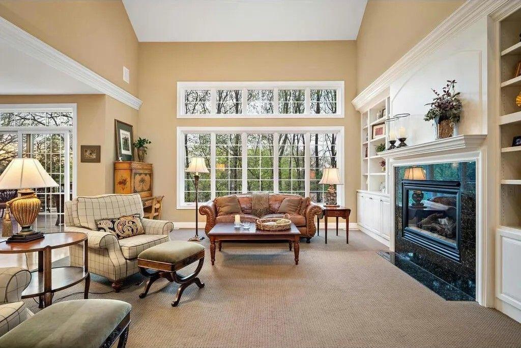 1849 Orchard Hill