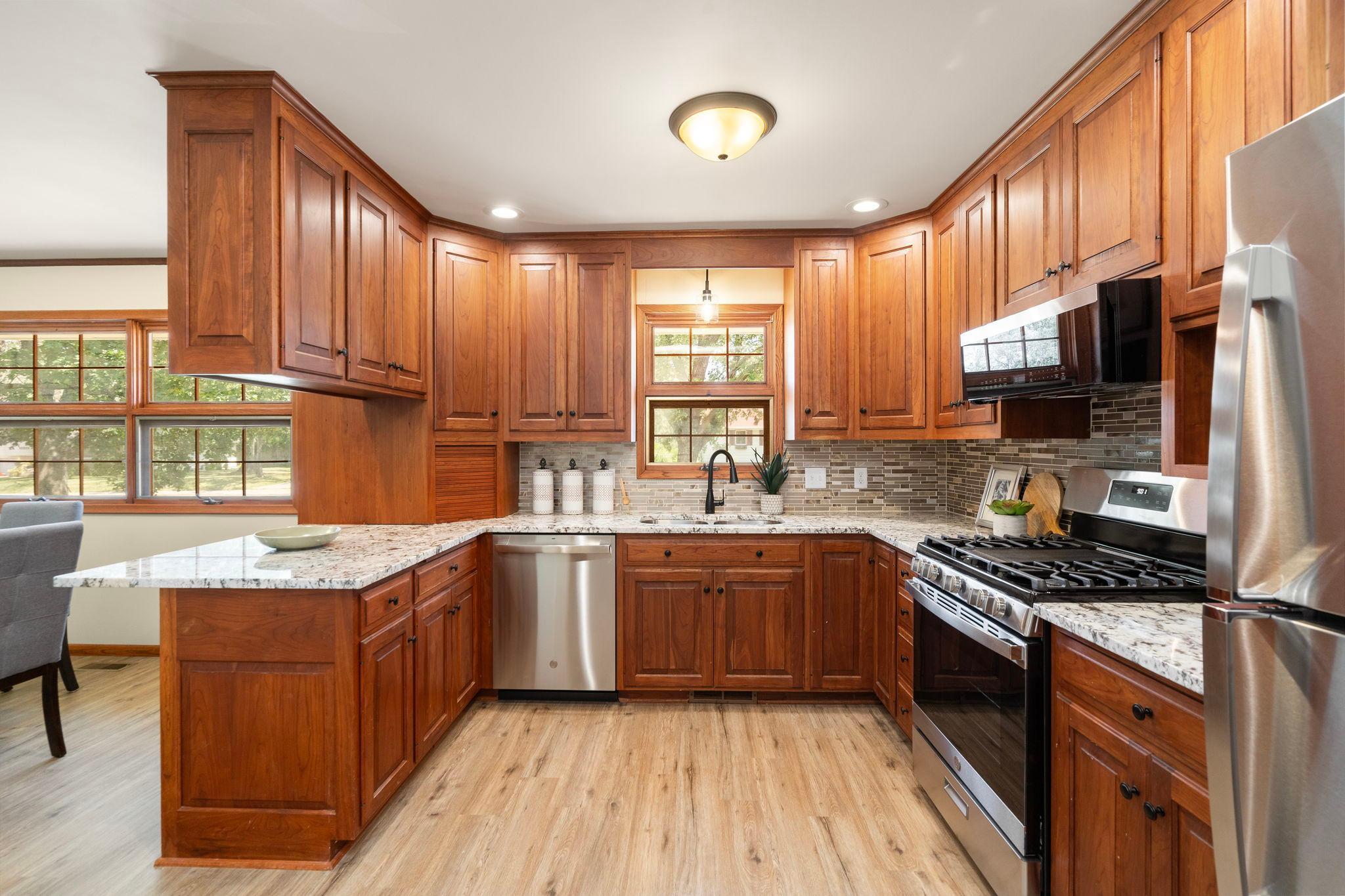 10212 Xerxes Avenue S