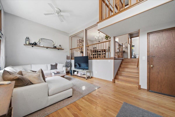 2026 LOUISIANA AVE S, MINNEAPOLIS, MN 55426 - Image d3d278a3496b3ec7a13df4ff4dfea68d/901610486