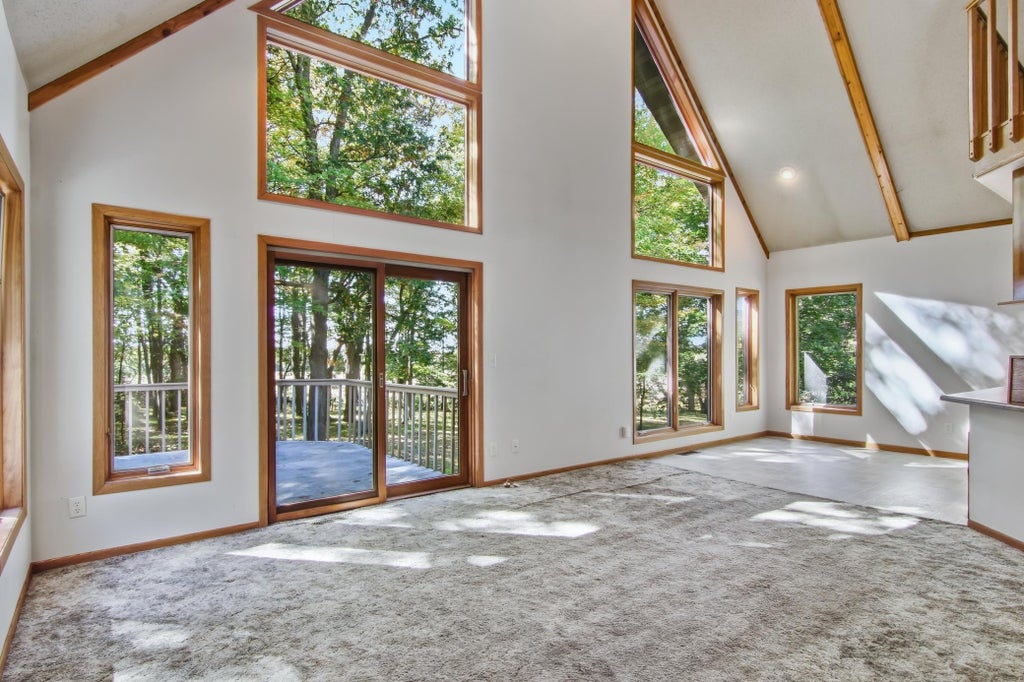 Photo of N6587 State Road 40, Elk Mound, WI 54739 (MLS # 7155275)