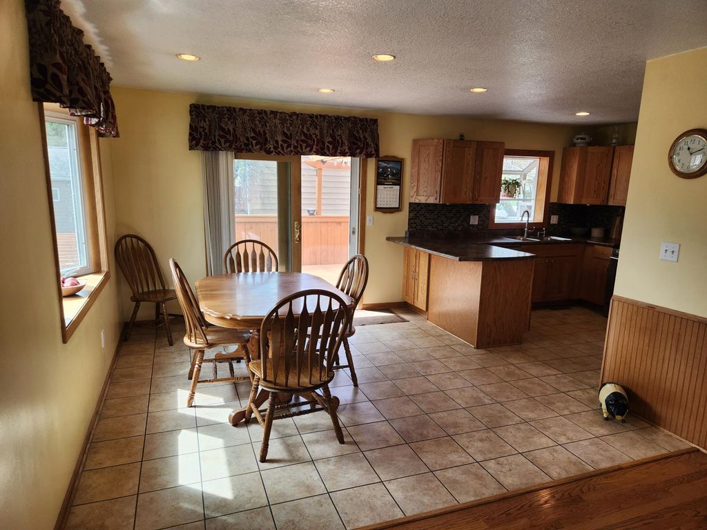 Photo of 2008 46th Street NW, Rochester, MN 55901 (MLS # 7063716)