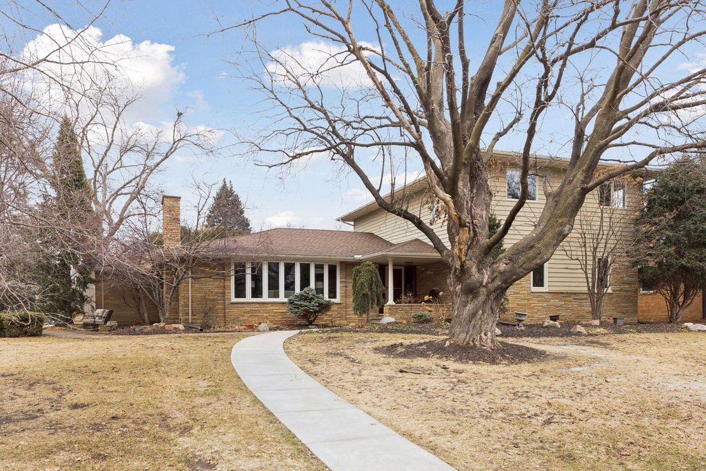Photo of 4255 Basswood Road, Saint Louis Park, MN 55416 (MLS # 6826639)