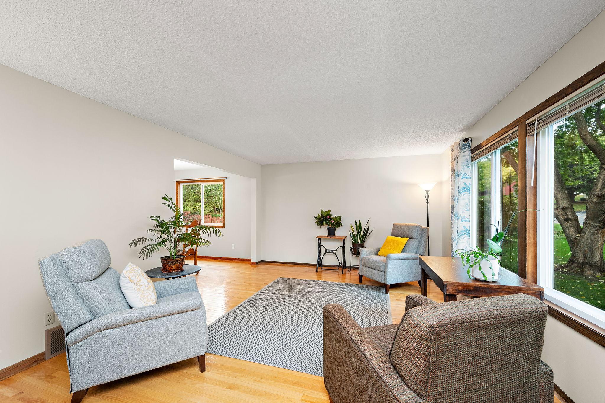 5800 Scenic Heights Drive