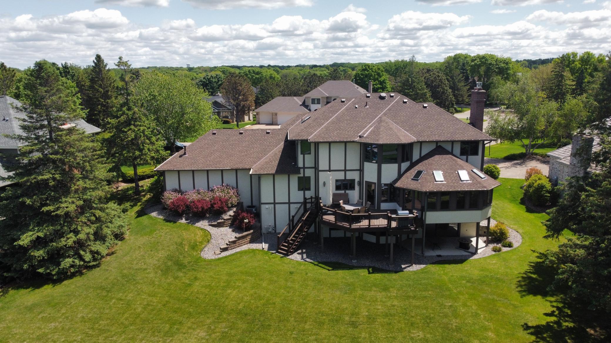 9658 Wedgewood Court