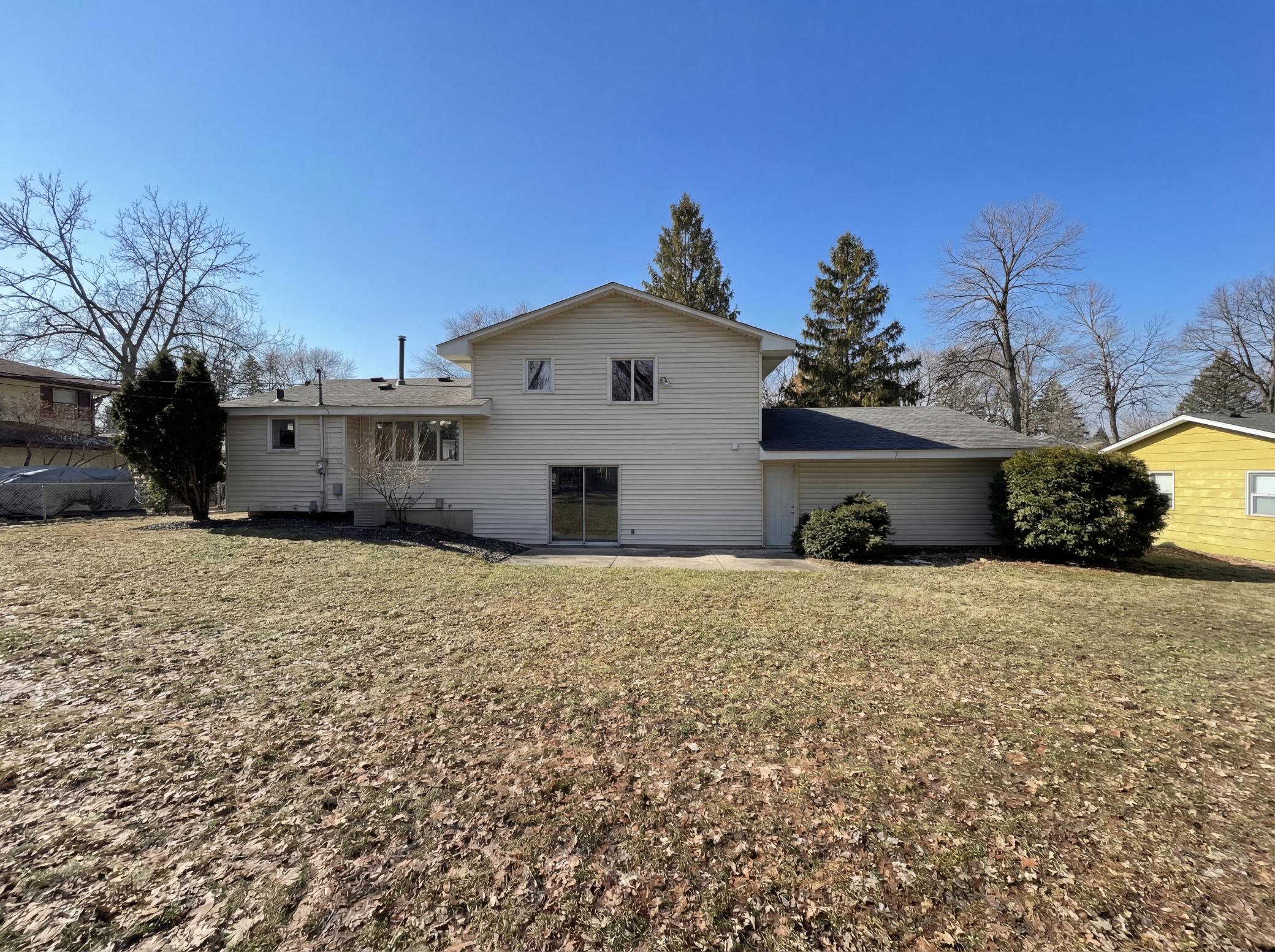 3480 Milton Street N