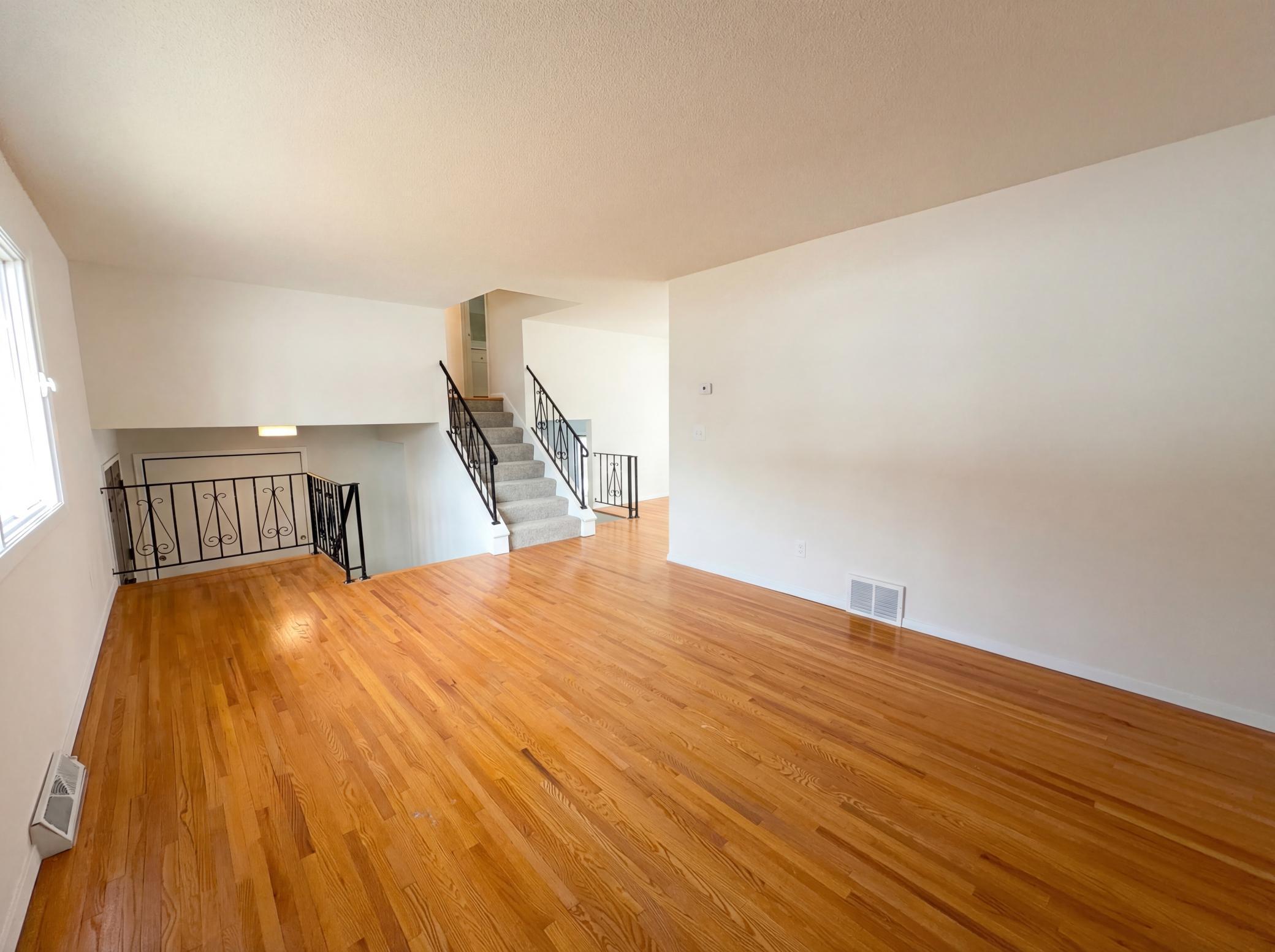 3480 Milton Street N