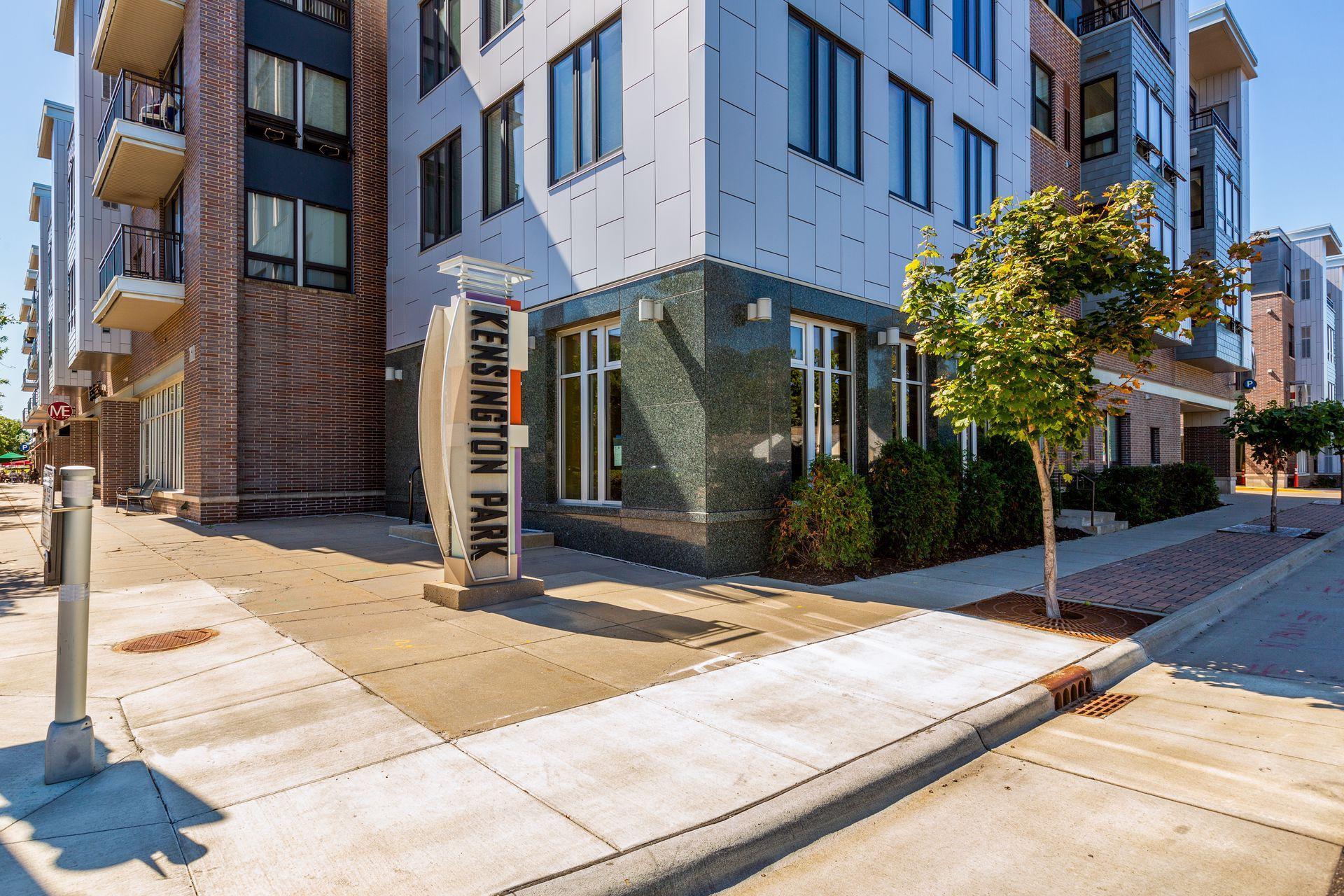 7600 Lyndale Avenue S 414