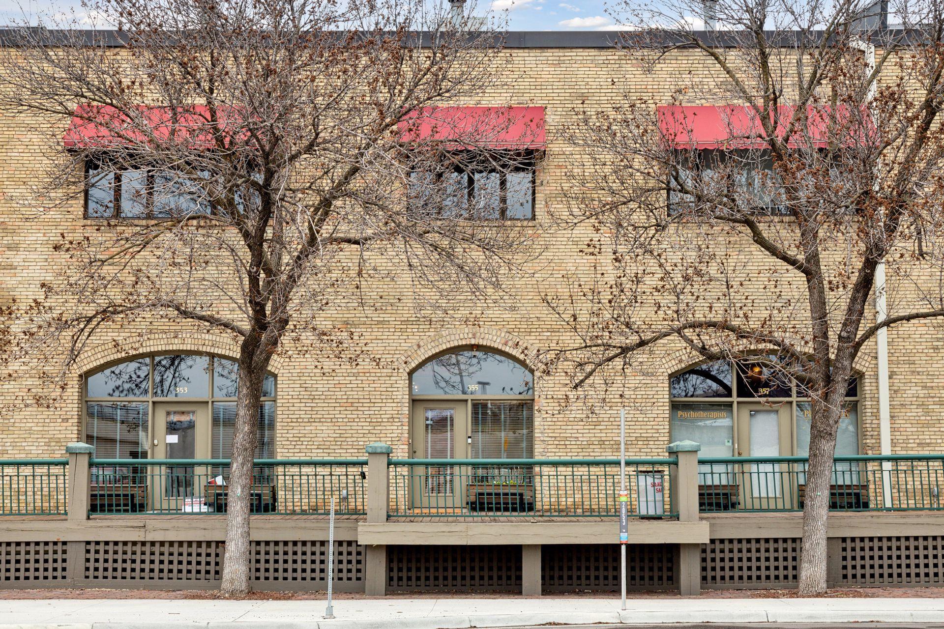 355 Kellogg Boulevard E 7
