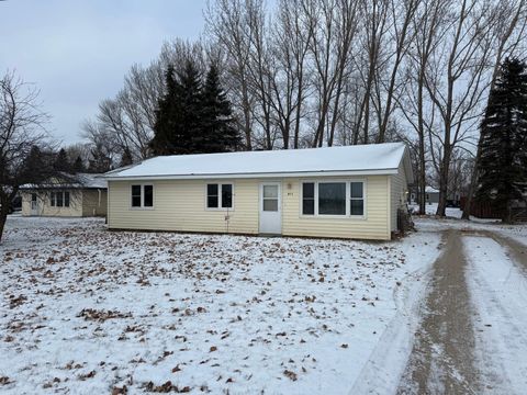 611 Evergreen Street Thief River Falls MN 56701