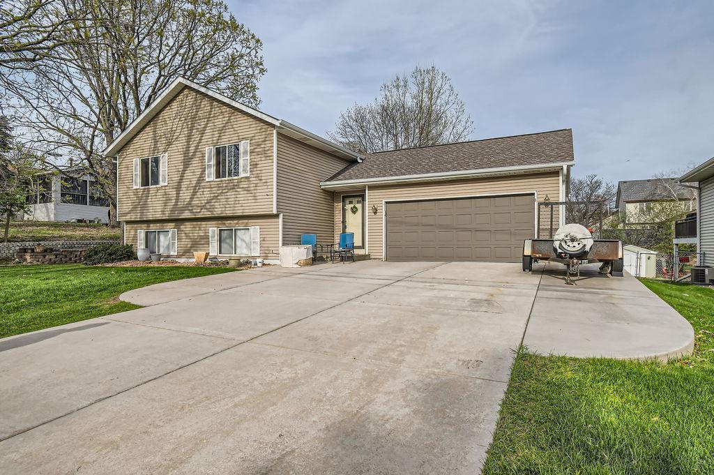 2016 Mcmenemy Street