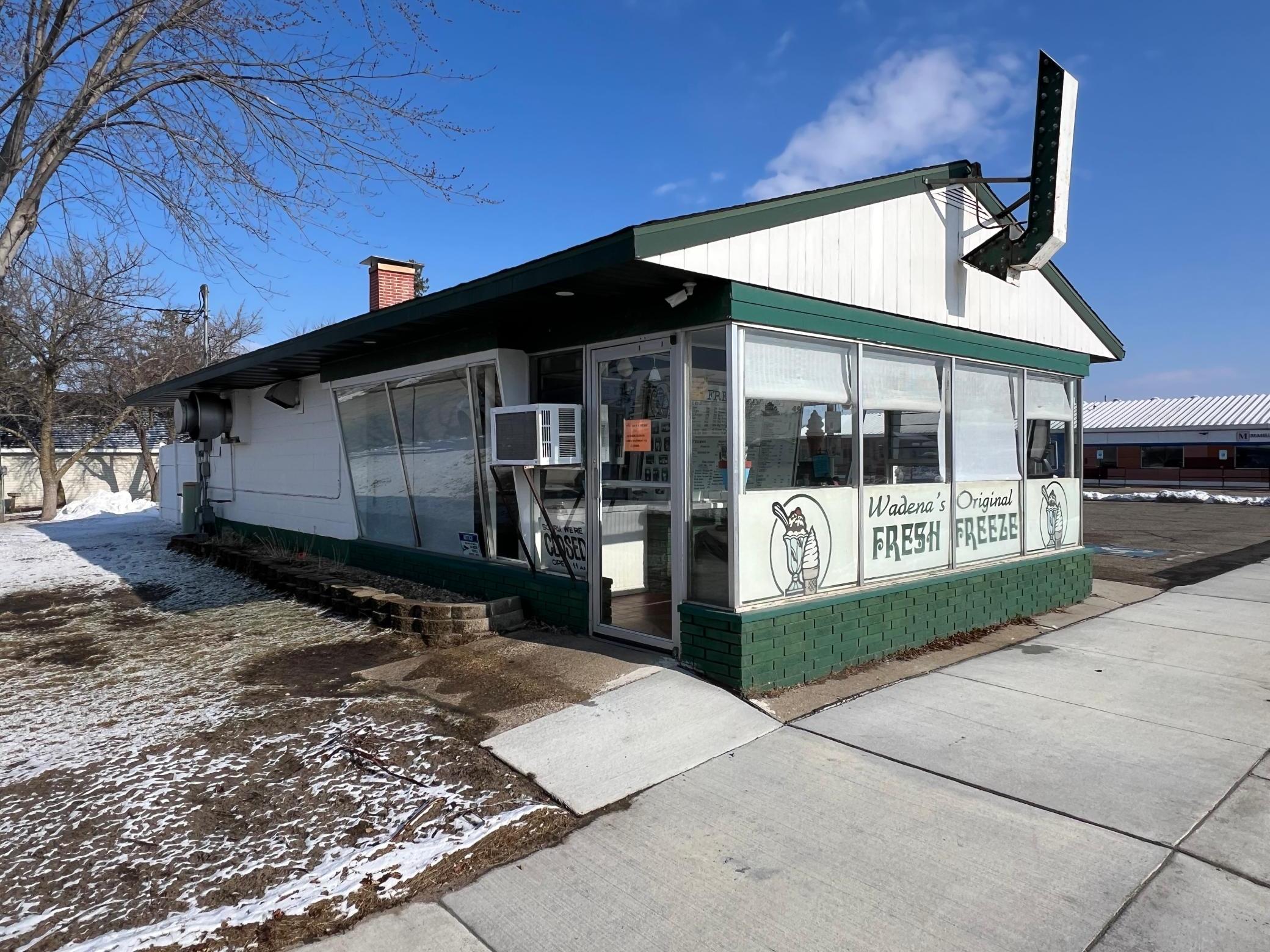 303 Jefferson Street N