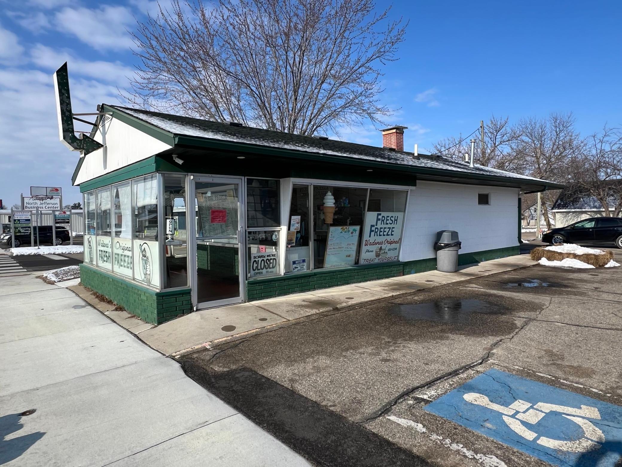 303 Jefferson Street N