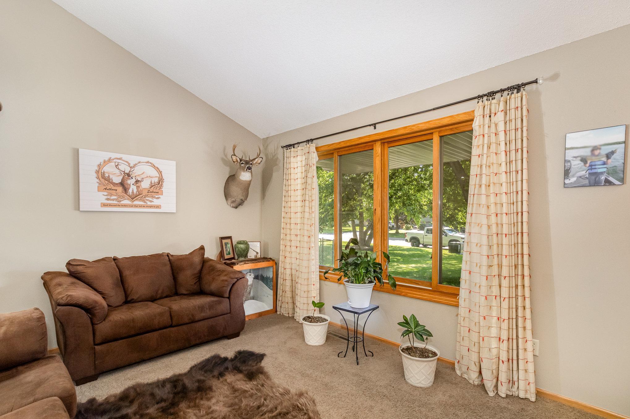 7230 Clear Ridge