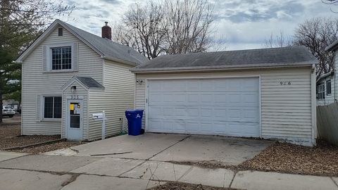 906 Wilson Avenue Saint Paul MN 55106