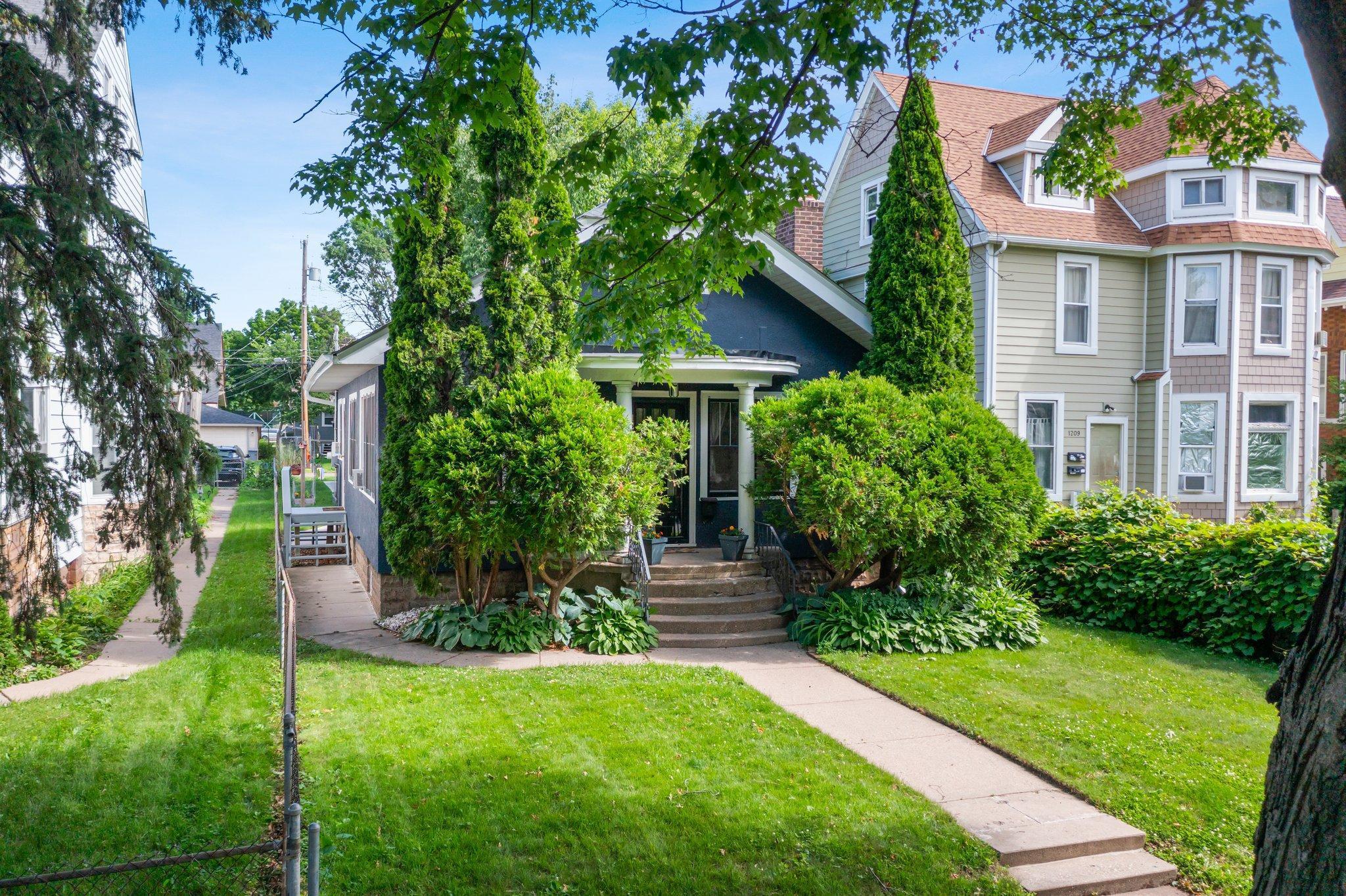 1211 Dayton Avenue