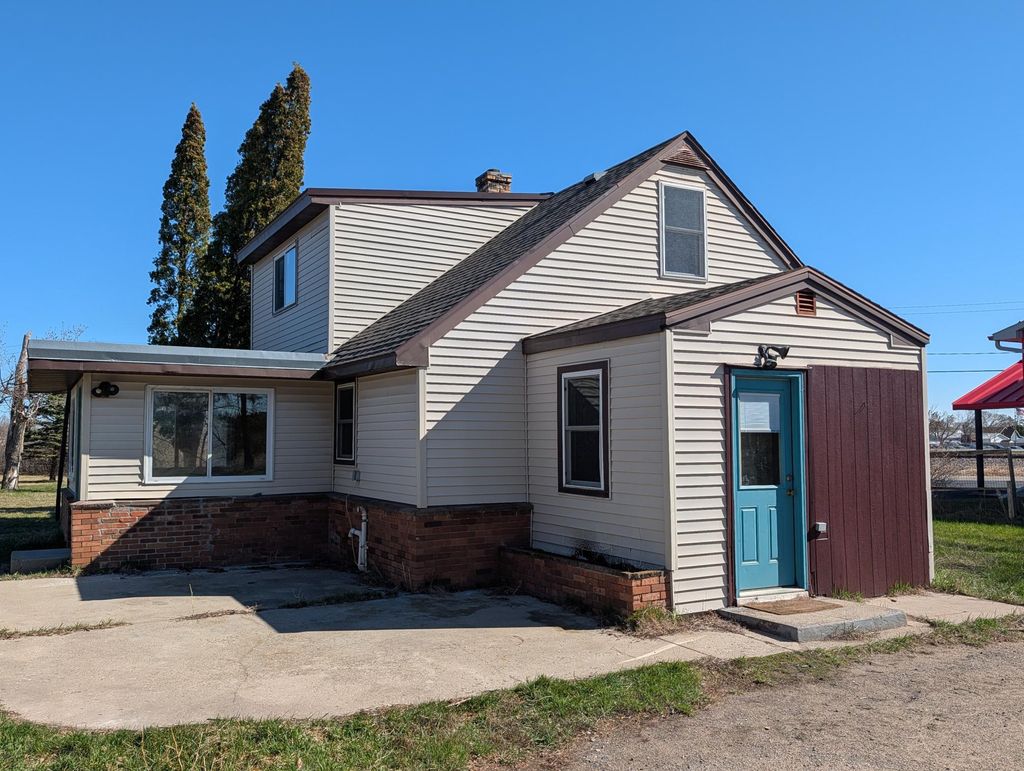 Photo of 612 Railroad Street SE, Bemidji, MN 56601 (MLS # 7063056)