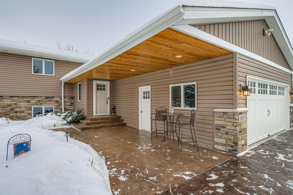 Photo of 667 Red Maple Lane, Hudson, WI 54016 (MLS # 7002356)