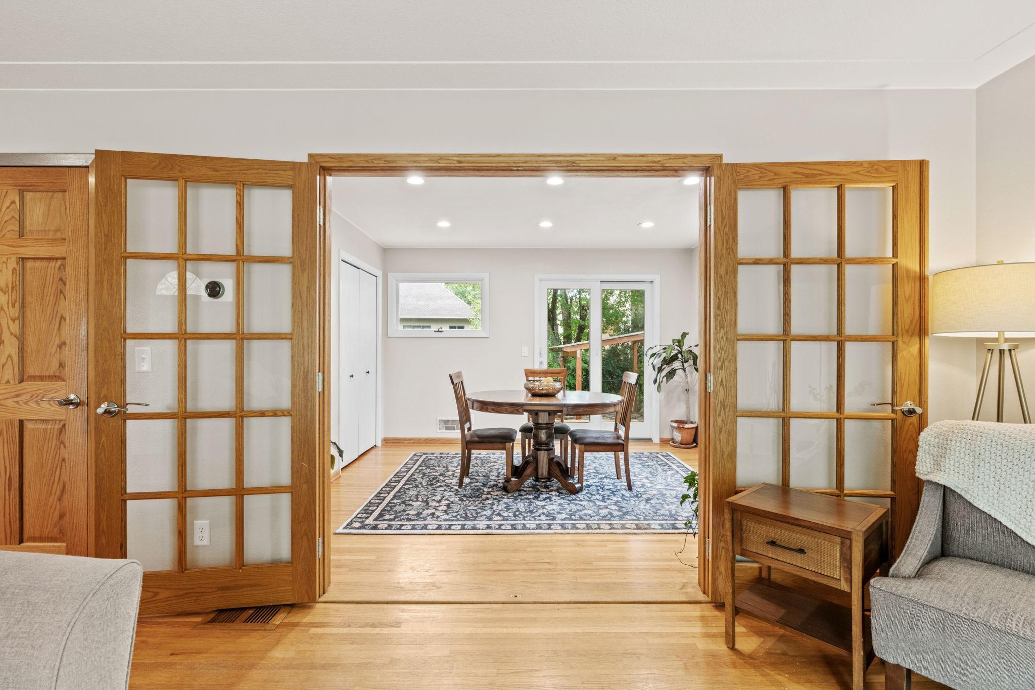 212 Birchwood Drive N