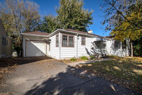 3990 Brunswick Avenue S Saint Louis Park MN 55416