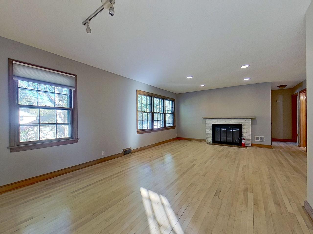 3990 Brunswick Avenue S