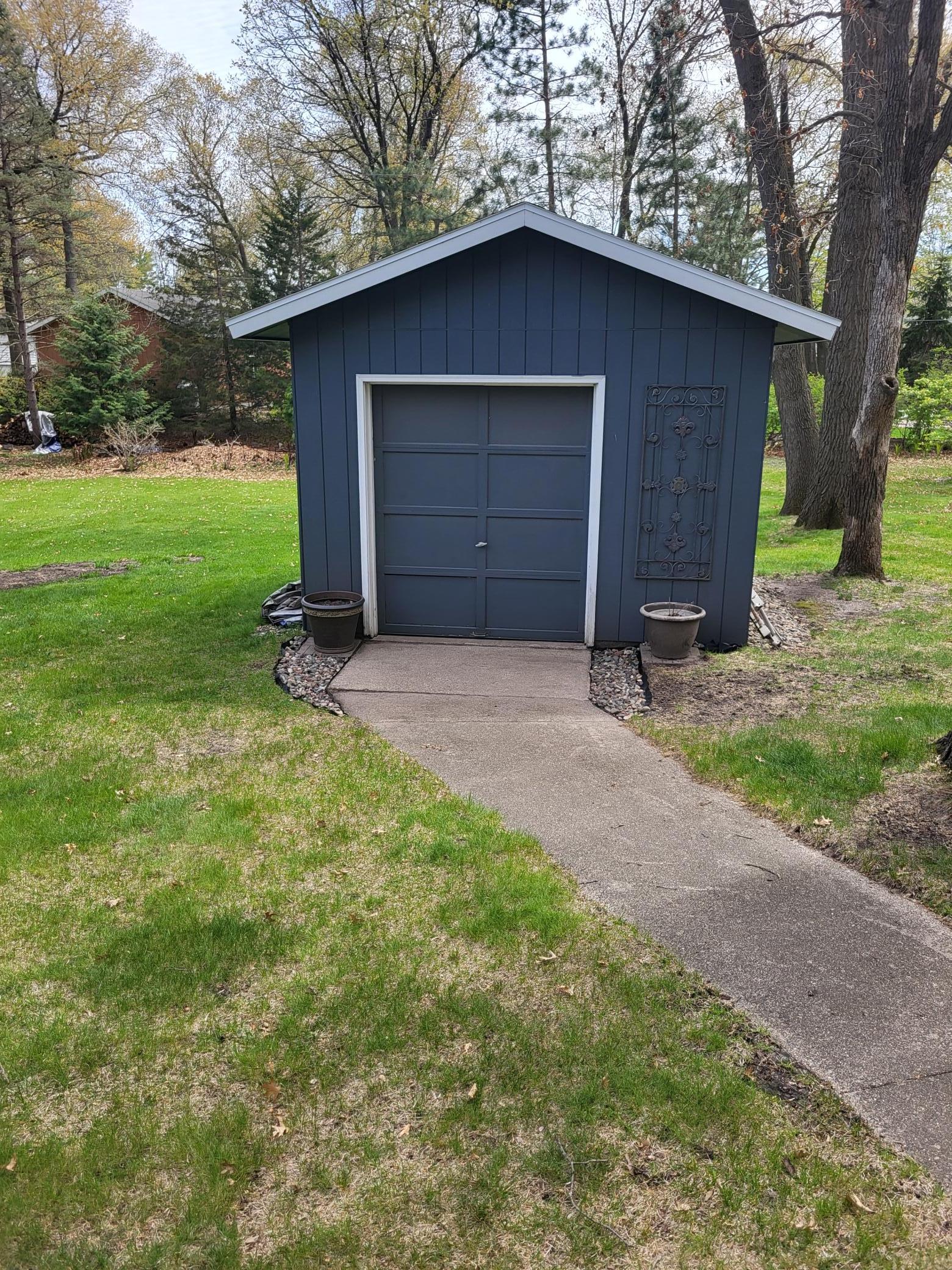 512 Brookwood Lane
