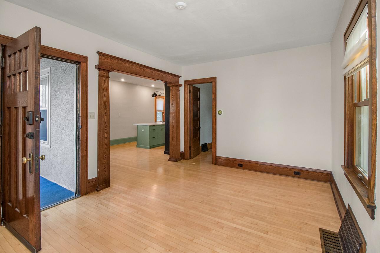 23 W 45th Street
